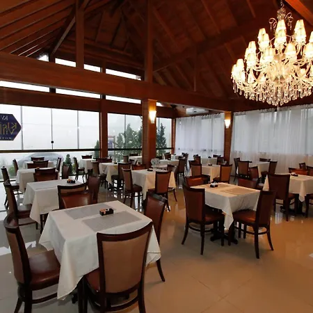Sky Ville Hotel Gramado-3