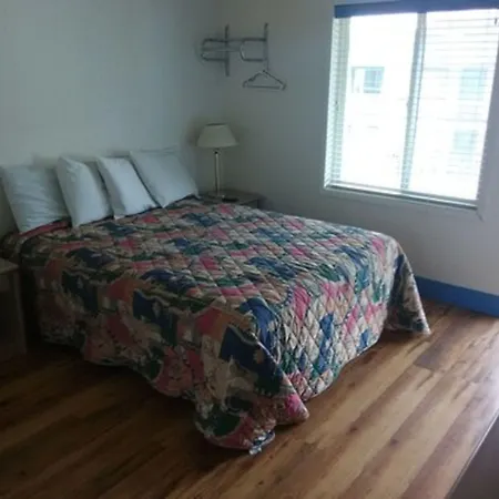 Trail Motel-2