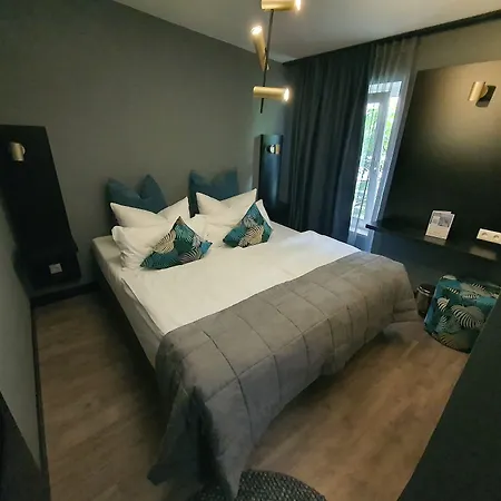 Hotel Falkenturm-3