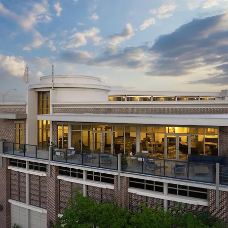 Hilton Garden Inn Charleston Waterfront/Downtown-2