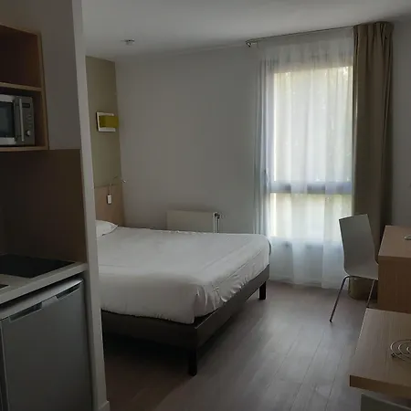 Aparthotel Adagio Access Le Havre Les Docks-2