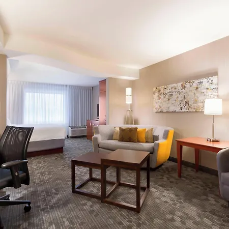 Courtyard By Marriott Kalamazoo Portage-2