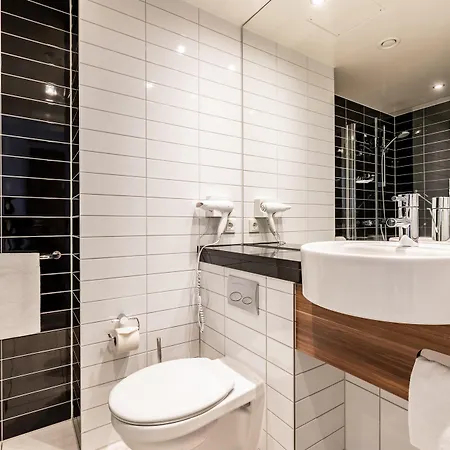 Holiday Inn Express Heidelberg City Centre-3