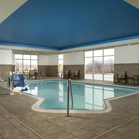 Hampton Inn & Suites Rochester/Henrietta-2