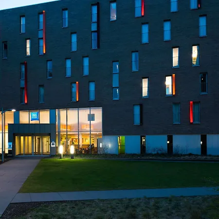Ibis Budget Brugge Centrum Station-3