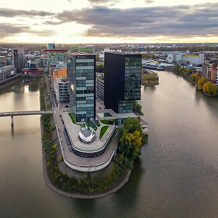 Hyatt Regency Dusseldorf-3