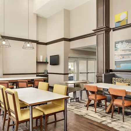 Hampton Inn & Suites Exeter-3