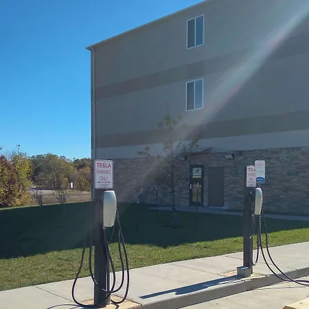 Comfort Inn & Suites Near Bethel College-3