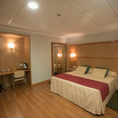 Hotel Reconquista-2