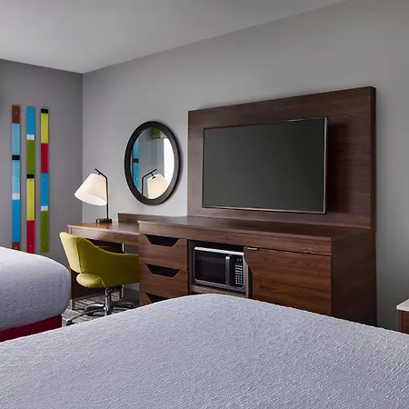 Hampton Inn Colby-3