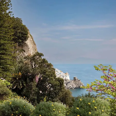 NH Collection Grand Hotel Convento di Amalfi-3