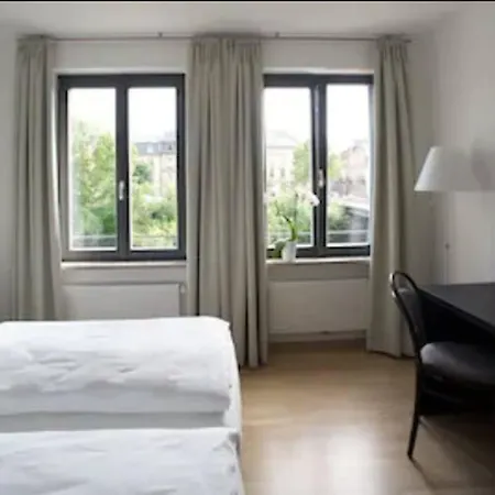 Tandem Hotel-2