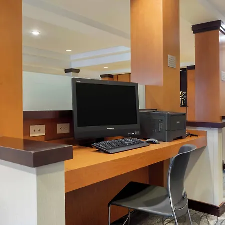 Fairfield Inn & Suites By Marriott Rockford-2