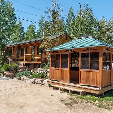 Spirit Lake Lodge-2