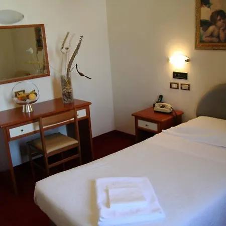 Grand Hotel Milano-3