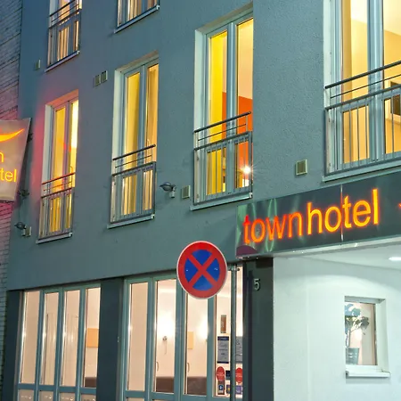 Town Hotel Wiesbaden City Centre-3