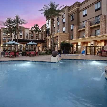 Hampton Inn & Suites Phoenix Glendale-Westgate-2
