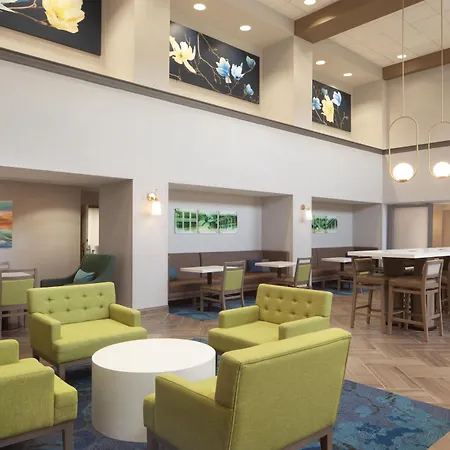 Hampton Inn & Suites Natchez-3