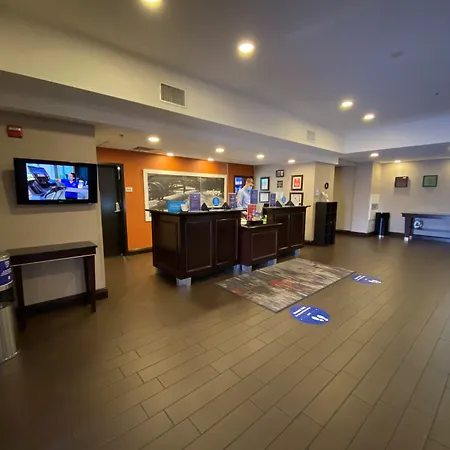 Hampton Inn & Suites Las Vegas South-2