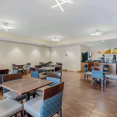 Comfort Suites Knoxville East-2