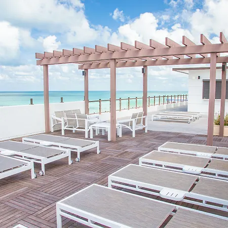 Barefoot Beach Club-2