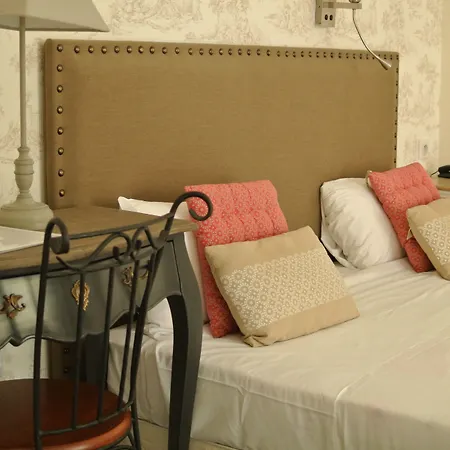 Cit'Hotel Logis Louise de Savoie-2