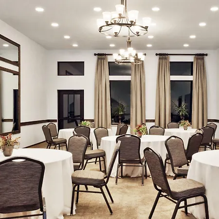 Hawthorn Extended Stay By Wyndham Rome-3