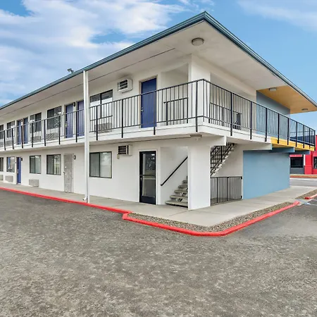 Park Inn By Radisson, Winnemucca-3