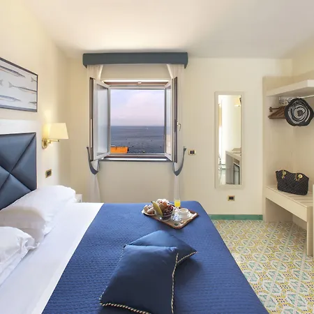 Hotel Del Mare-3