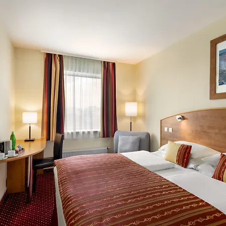 Amedia Express Prague, Trademark Collection By Wyndham-3