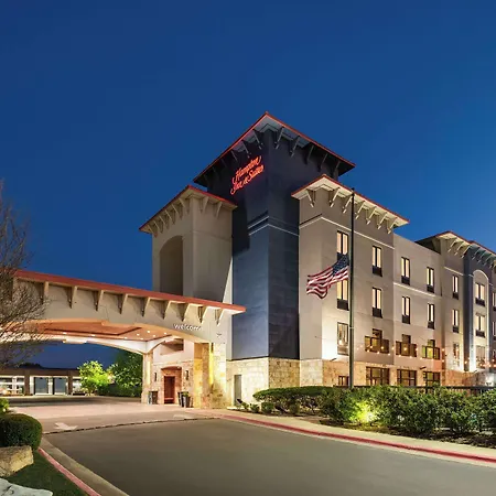 Hampton Inn & Suites San Marcos-2