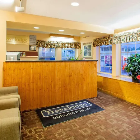 Travelodge By Wyndham South Burlington-2