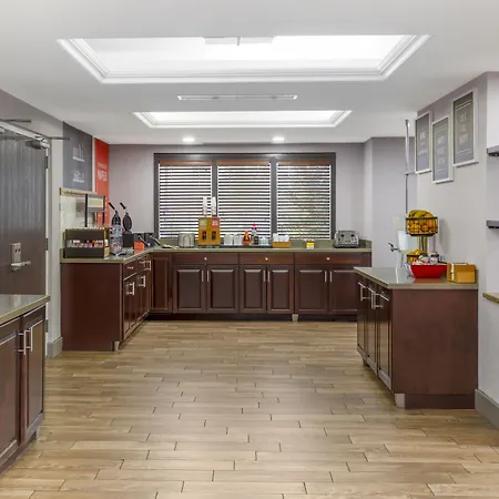 Hampton Inn Washington-3