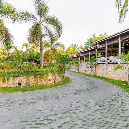 Bali Garden Beach Resort-3