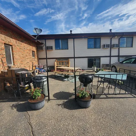 Super 8 By Wyndham Glendive-3