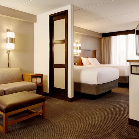 Hyatt Place Milwaukee Airport-2