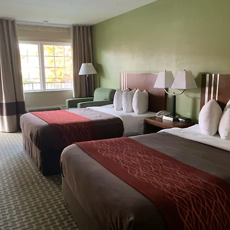 Days Inn By Wyndham Austintown-2