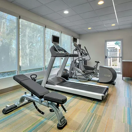 Holiday Inn Express Hotel & Suites Livingston-3