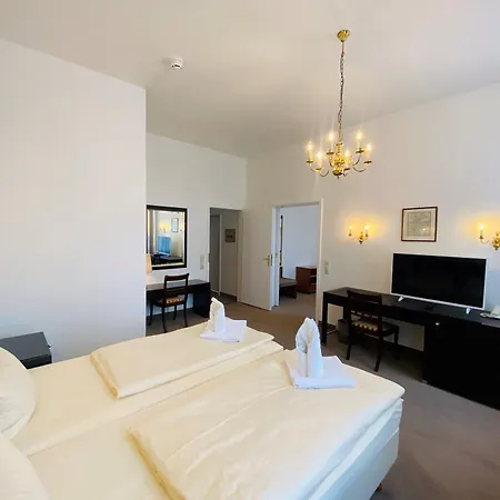 Hotel Kaiserhof Deluxe-2