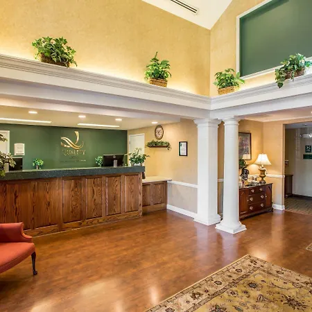 Quality Inn Greeneville - Tusculum-3