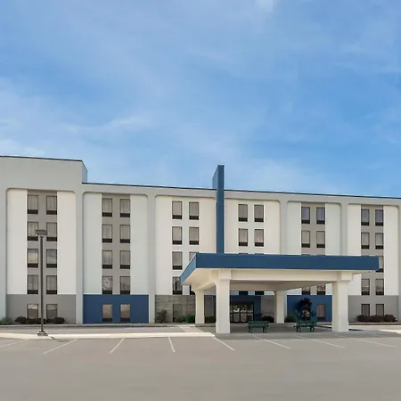Hampton Inn Altoona-3