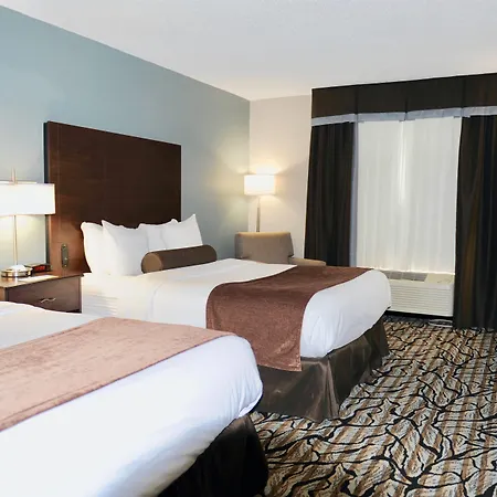 Days Inn & Suites By Wyndham Wausau-2