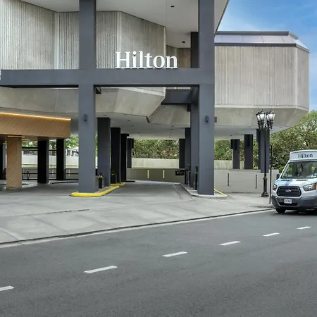Hilton Arlington National Landing-3