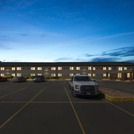 Days Inn By Wyndham Winona-2