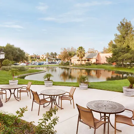 Embassy Suites By Hilton Temecula Valley Wine Country-3