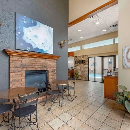 Best Western Plus Landing View Inn & Suites-2