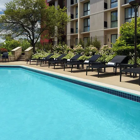 Marriott At The University Of Dayton-3
