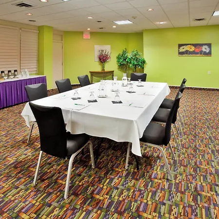 Holiday Inn At The Campus By Ihg-3
