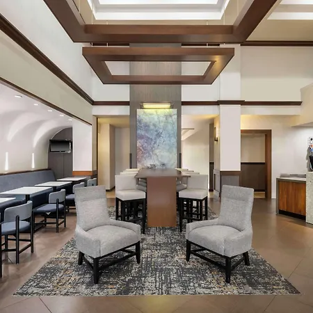 Hyatt Place Tampa Busch Gardens-3