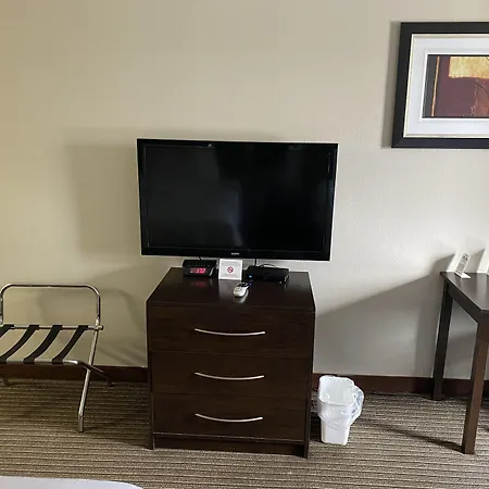 Days Inn By Wyndham Perryville Mo-2